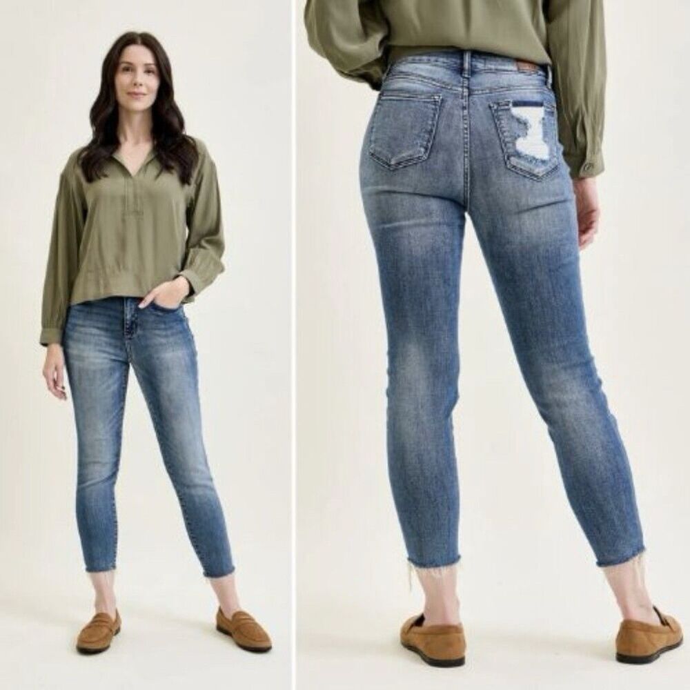 Judy Blue Relaxed Fit High Rise Raw Hem 88191 Jeans Size 20W
